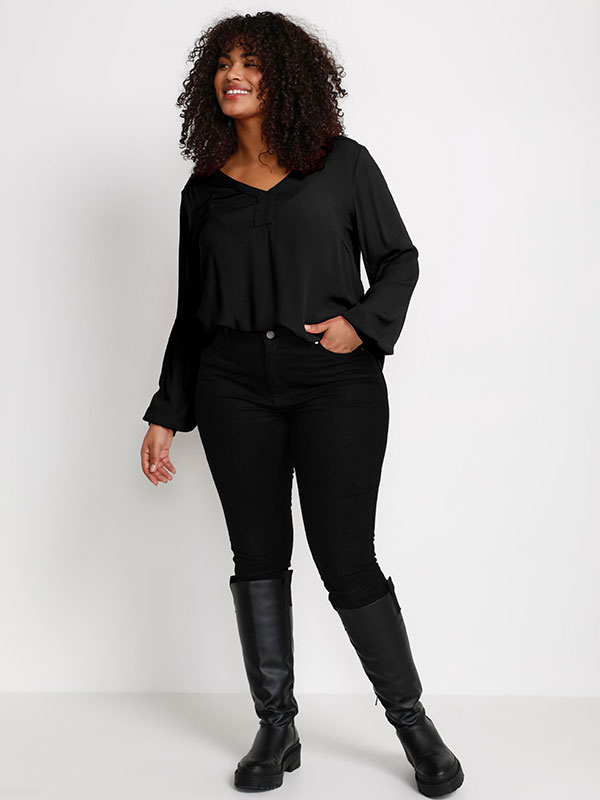 AMI - Plus Size Bluse fra Kaffe Curve