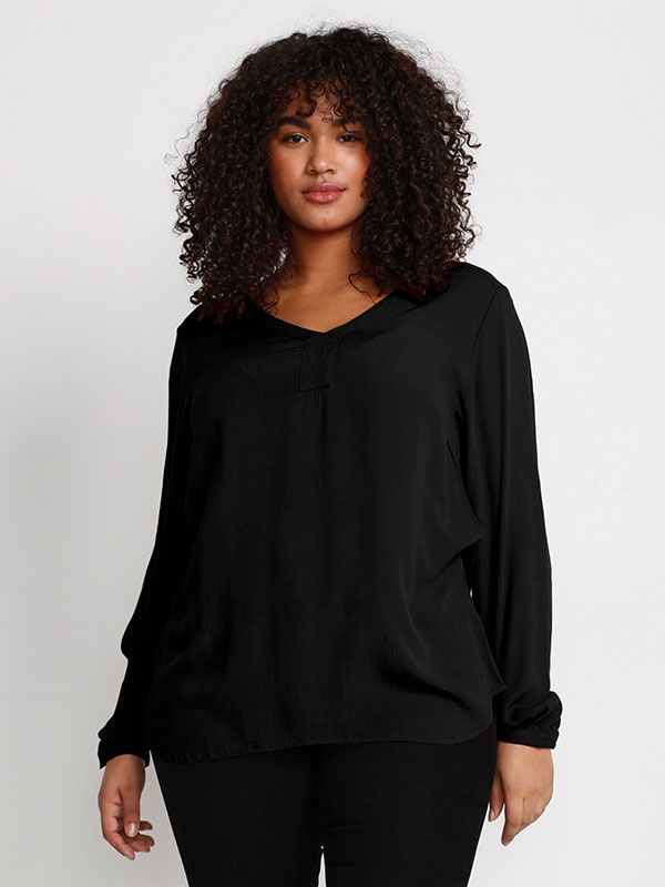 AMI - Plus Size Bluse fra Kaffe Curve