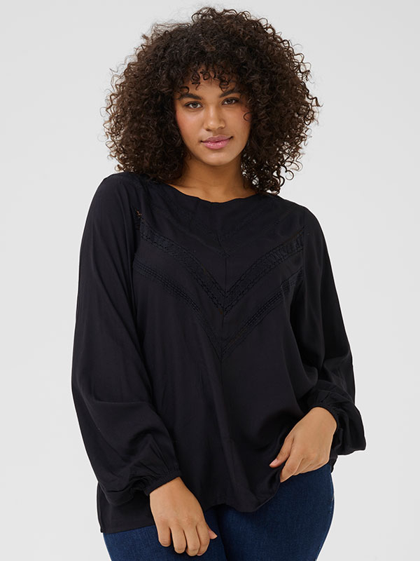 KCELINA - Plus Size Bluse fra Kaffe Curve