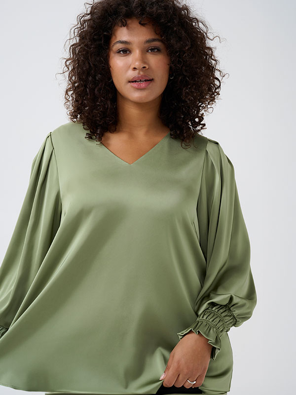 KCHILLA - Plus Size Bluse fra Kaffe Curve