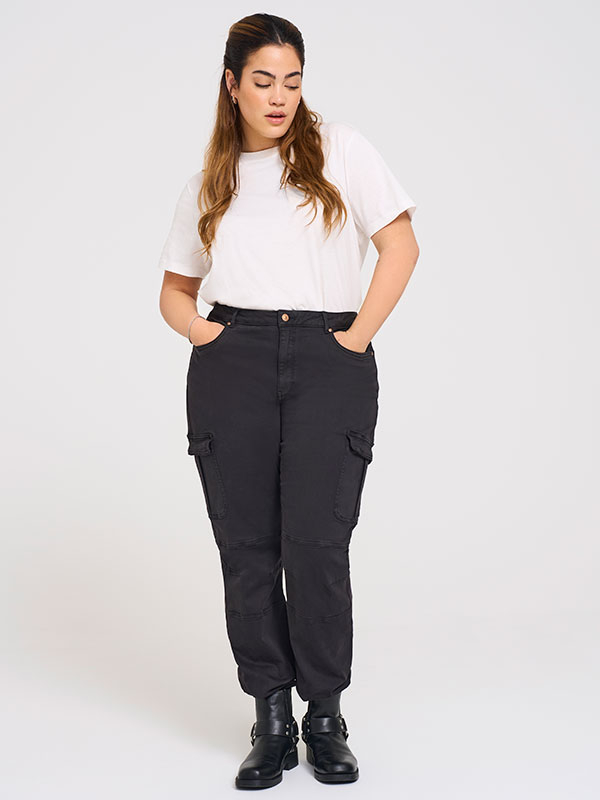 CARMISSOURI - Plus Size Jeans fra Only Carmakoma