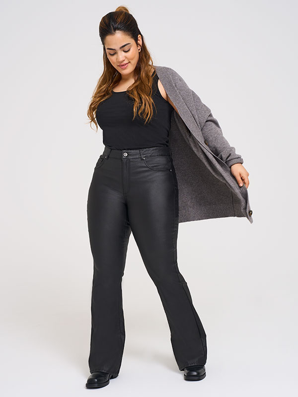 CARBLUSH - Plus Size Bukser fra Only Carmakoma