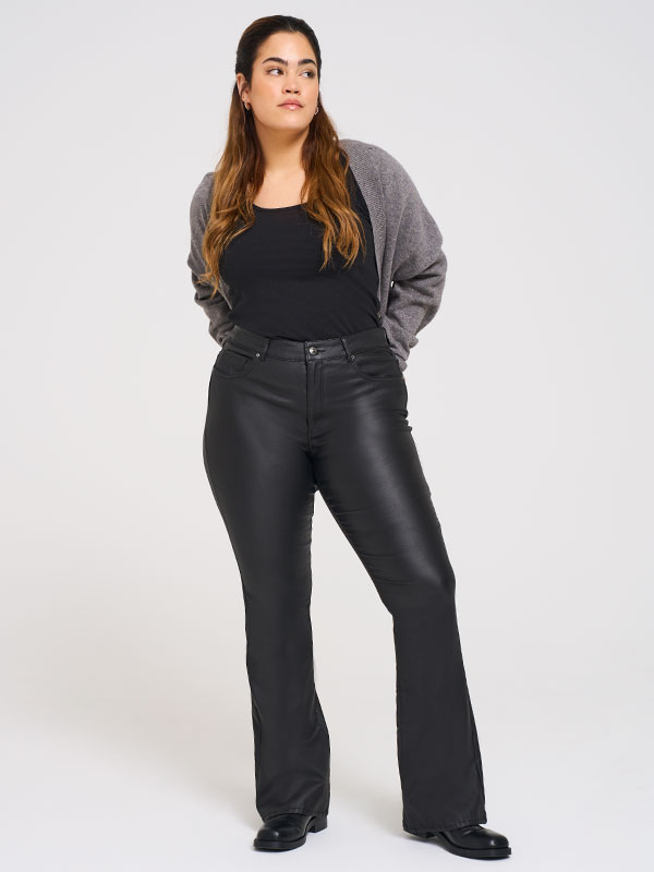 CARBLUSH - Plus Size Bukser fra Only Carmakoma